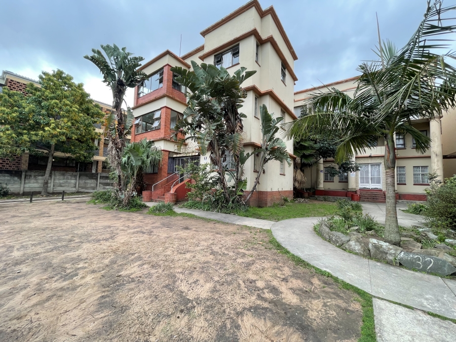 1 Bedroom Property for Sale in Southernwood Eastern Cape